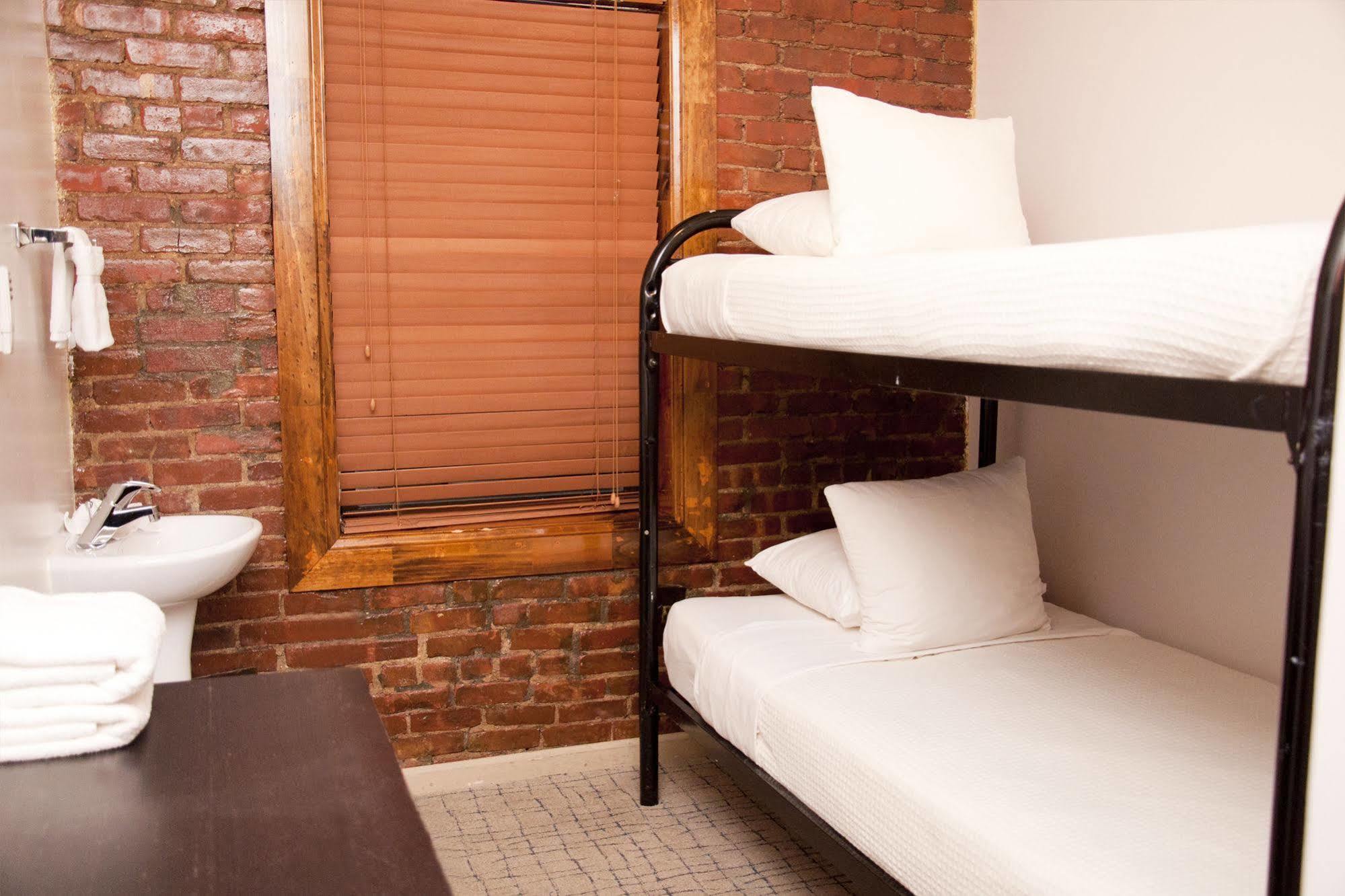 Royal Park Hotel New York Exterior foto